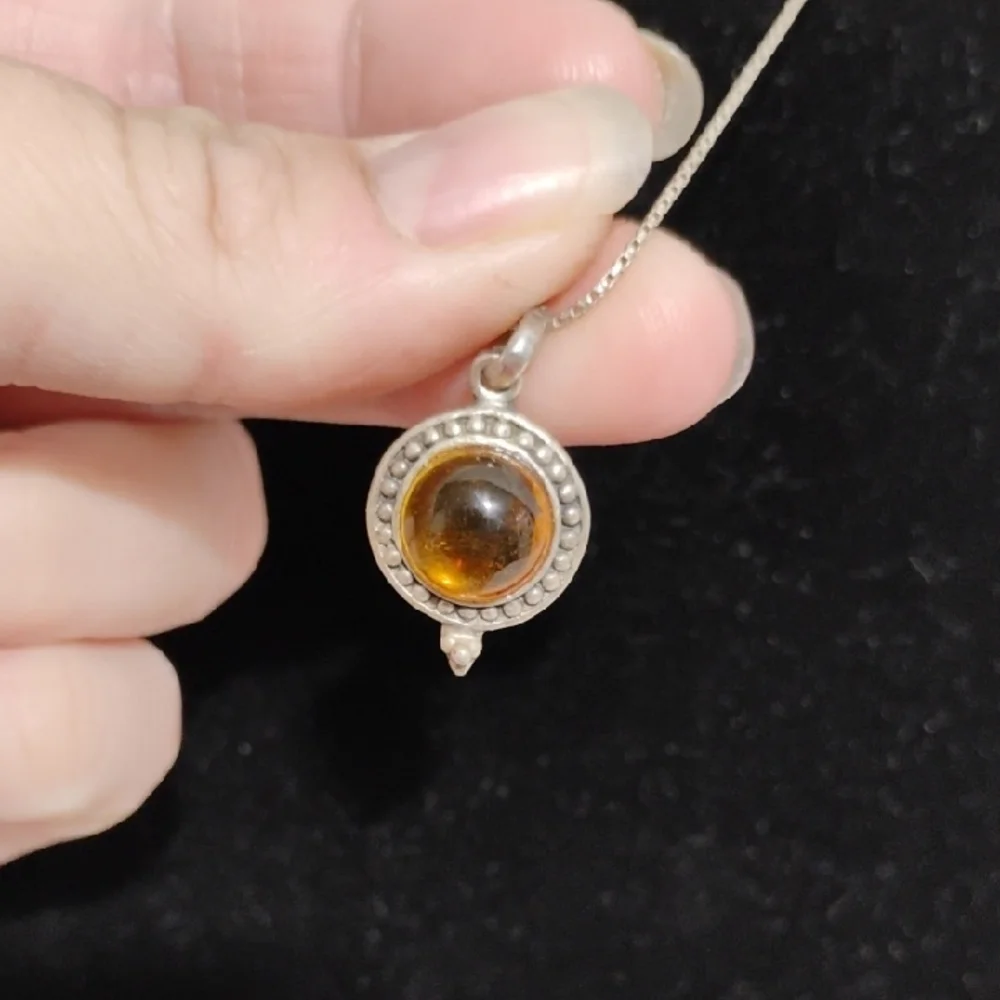 SALE! Elegant 925 Sterling Silver & Baltic Amber Pendant Necklace